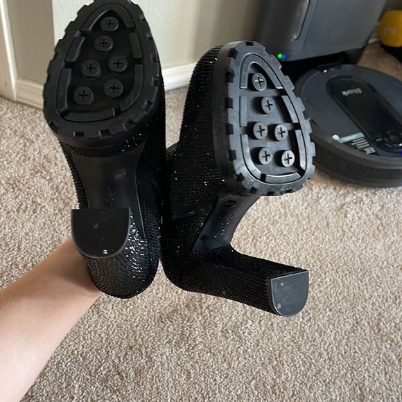 Black Jessica Simpson booties - Picture 5 of 5